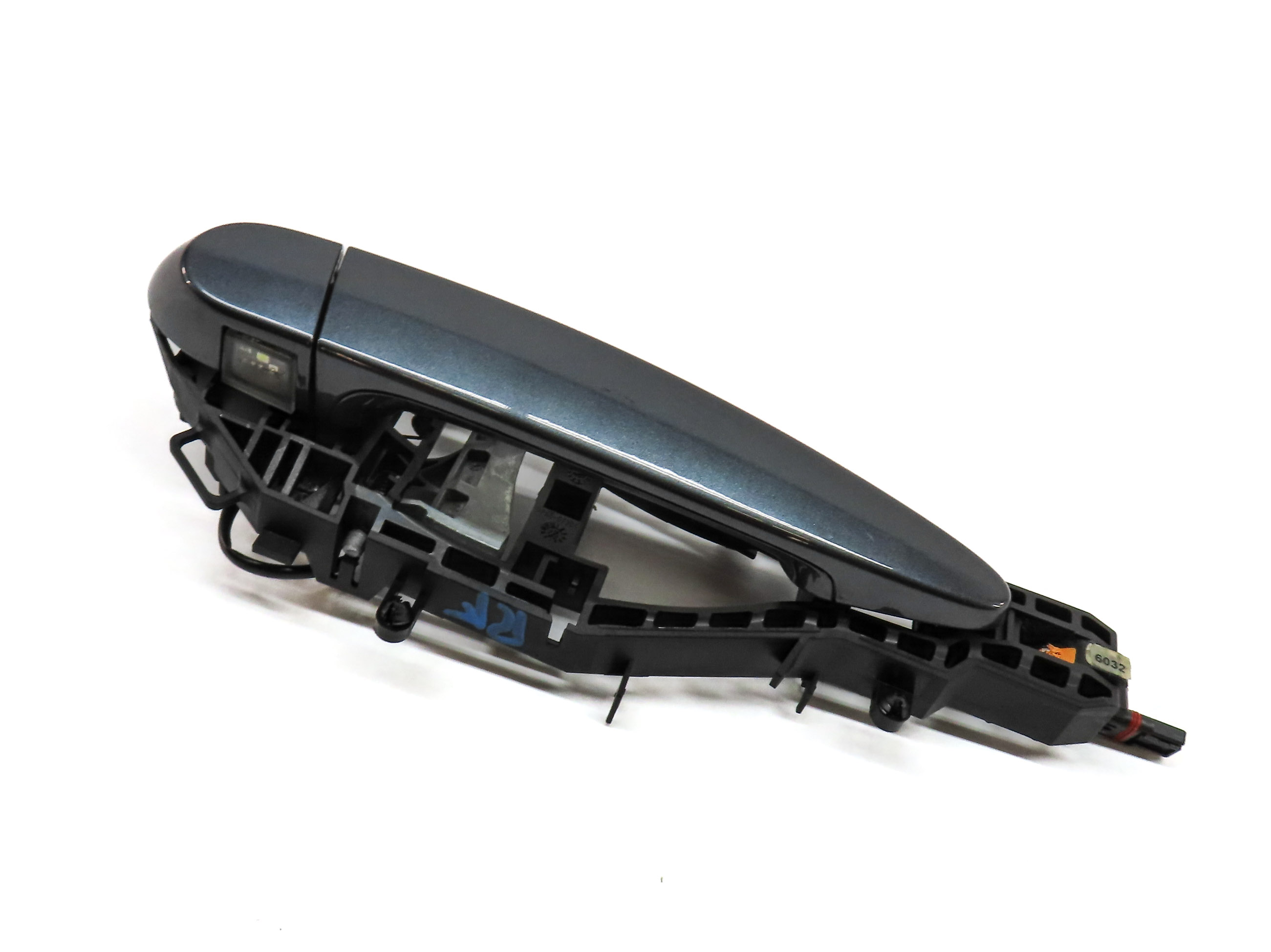 12-19 BMW 328i 330i 335i 340i (F30) RIGHT FRONT COMFORT DOOR HANDLE (Gray) — exact item pictured